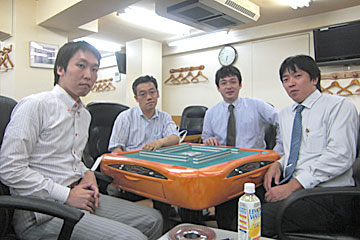左から　福光聖雄、石橋薫、西川淳、中村毅